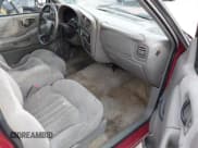 ✅ 2002 Chevrolet S-10 • VIN: 1GCCS19W928137964 • Лот: 41692833. Опубликован ранее на IAAI с пробегом 233 830 миль. Бесплатный доступ к архиву аукционных продаж из США и подробный отчёт об истории автомобиля на DreamBid. Изображение 5.