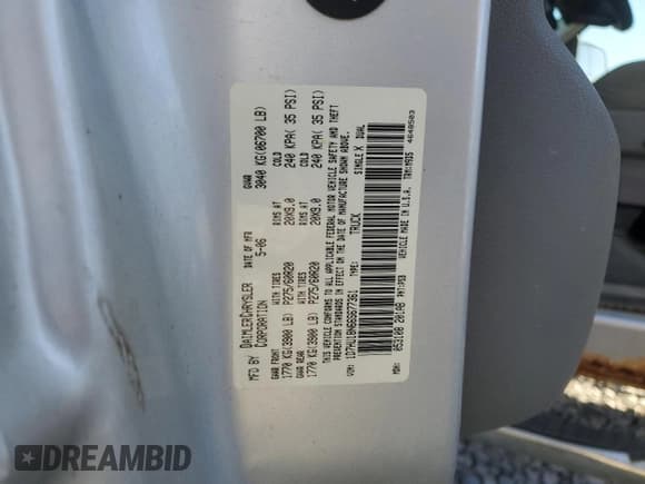 ✅ 2006 Dodge 1500 SLT • VIN: 1D7HU18N66S677361 • Лот: 75108064. Опубликован ранее на Copart с пробегом 297 230 миль. Бесплатный доступ к архиву аукционных продаж из США и подробный отчёт об истории автомобиля на DreamBid. Изображение 12.