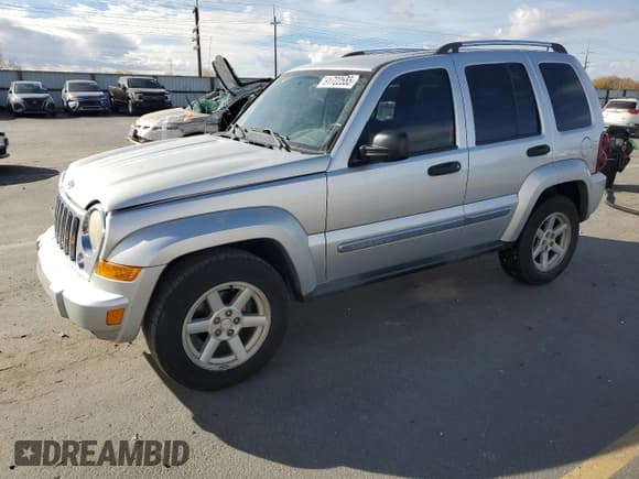 ✅ 2005 Jeep Liberty Limited • VIN: 1J4GK58K55W689785 • Лот: 91722555. Опубликован ранее на Copart с пробегом 171 171 миль. Бесплатный доступ к архиву аукционных продаж из США и подробный отчёт об истории автомобиля на DreamBid. Изображение 1.