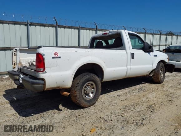 ✅ 1999 Ford F-250 XL • VIN: 1FTNF20L3XEC76809 • Лот: 40153294. Опубликован ранее на IAAI с пробегом 457 050 миль. Бесплатный доступ к архиву аукционных продаж из США и подробный отчёт об истории автомобиля на DreamBid. Изображение 4.