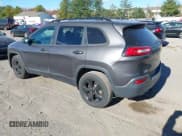 ✅ 2018 Jeep Cherokee Latitude • VIN: 1C4PJMCB5JD575754 • Lot: 43616882. Wystawiony na IAAI z przebiegiem 47 899 mil. Bezpłatny archiwum sprzedaży aukcyjnych z USA i szczegółowy raport historii pojazdu na DreamBid. Zdjęcie 3.