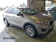 ✅ 2017 Kia Sorento LX • VIN: 5XYPG4A35HG297623 • Лот: 94294965. Опубликован ранее на Copart с пробегом 120 279 миль. Бесплатный доступ к архиву аукционных продаж из США и подробный отчёт об истории автомобиля на DreamBid. Изображение 4.