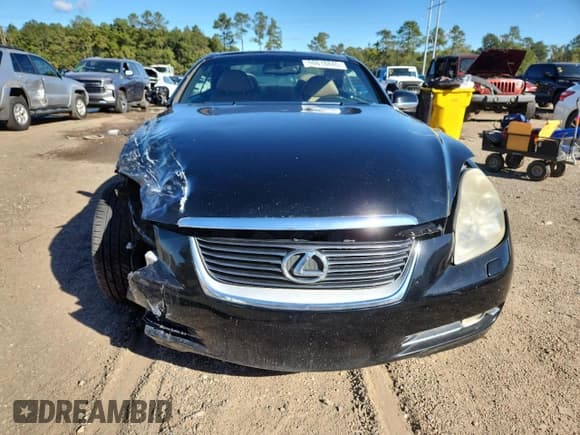 ✅ 2006 Lexus SC 430 • VIN: JTHFN48Y669007065 • Lot: 90618845. Wystawiony na Copart z przebiegiem Nie podano. Bezpłatny archiwum sprzedaży aukcyjnych z USA i szczegółowy raport historii pojazdu na DreamBid. Zdjęcie 5.