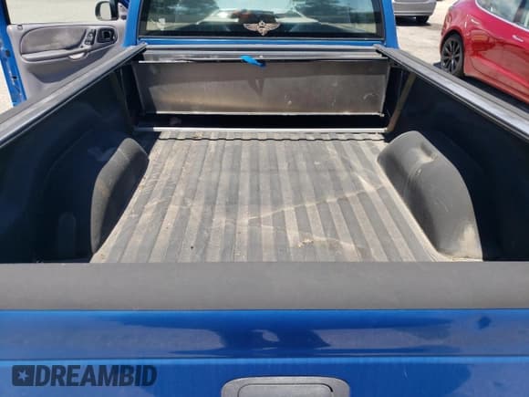 ✅ 2000 Dodge Dakota • VIN: 1B7FL26X5YS682973 • Lot: 56680405. Wystawiony na Copart z przebiegiem 90 762 mil. Bezpłatny archiwum sprzedaży aukcyjnych z USA i szczegółowy raport historii pojazdu na DreamBid. Zdjęcie 10.