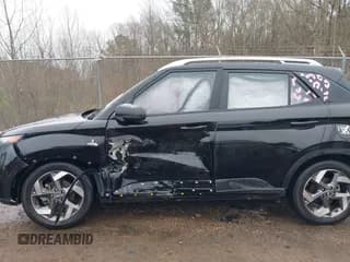 ✅ 2022 Hyundai Venue Limited • VIN: KMHRC8A37NU173063 • Lot: 41527272. Listed on IAAI with 61,565 mi. Free auction sales archive from the USA and detailed vehicle history report at DreamBid. Image 6.