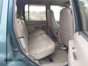 ✅ 1997 Ford Explorer XLT • VIN: 1FMDU32P3VZB34002 • Lot: 41620592. Wystawiony na IAAI z przebiegiem 227 461 mil. Bezpłatny archiwum sprzedaży aukcyjnych z USA i szczegółowy raport historii pojazdu na DreamBid. Zdjęcie 8.