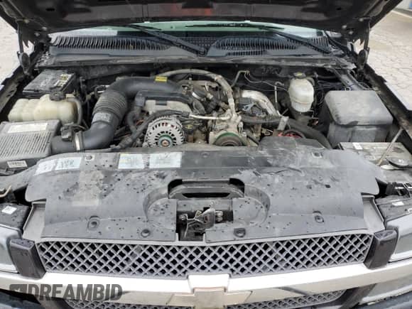 2005 Chevrolet Silverado 2500HD LT с VIN 1GCHK23205F844372, выставлен на аукционе Copart как лот 58010745 с пробегом 247 138 миль миль и Списание • Salvage title. История ставок и продаж доступна на DreamBid. Изображение 11.