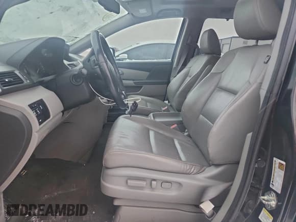 ✅ 2013 Honda Odyssey EX-L • VIN: 5FNRL5H65DB003181 • Лот: 94674335. Опубликован ранее на Copart с пробегом 247 841 миль. Бесплатный доступ к архиву аукционных продаж из США и подробный отчёт об истории автомобиля на DreamBid. Изображение 7.