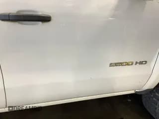 ✅ 2017 Chevrolet Silverado 2500HD Work Truck • VIN: 1GC2KUEG8HZ343792 • Lot: 42726846. Wystawiony na IAAI z przebiegiem 104 300 mil. Bezpłatny archiwum sprzedaży aukcyjnych z USA i szczegółowy raport historii pojazdu na DreamBid. Zdjęcie 1.