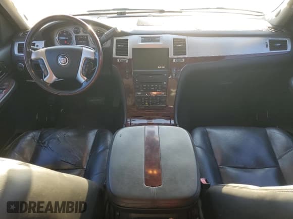 ✅ 2009 Cadillac Escalade EXT AWD 4dr • VIN: 3GYFK222X9G213622 • Lot: 68899694. Listed on Copart with 214,180 mi. Free auction sales archive from the USA and detailed vehicle history report at DreamBid. Image 8.