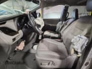 ✅ 2020 Toyota Sienna XLE • VIN: 5TDYZ3DC8LS037152 • Lot: 91080235. Listed on Copart with 64,253 mi. Free auction sales archive from the USA and detailed vehicle history report at DreamBid. Image 7.