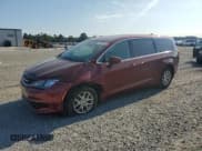 ✅ 2020 Chrysler Voyager LX • VIN: 2C4RC1CG9LR107782 • Лот: 71768785. Опубликован ранее на Copart с пробегом 52 300 миль. Бесплатный доступ к архиву аукционных продаж из США и подробный отчёт об истории автомобиля на DreamBid. Изображение 1.