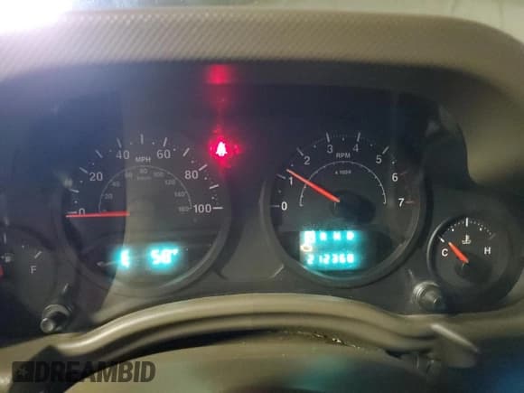 ✅ 2007 Jeep Wrangler X • VIN: 1J4GA39127L187513 • Lot: 58944435. Wystawiony na Copart z przebiegiem 212 368 mil. Bezpłatny archiwum sprzedaży aukcyjnych z USA i szczegółowy raport historii pojazdu na DreamBid. Zdjęcie 9.