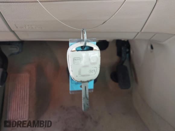 ✅ 2008 Lexus RX 350 • VIN: 2T2HK31U68C082376 • Lot: 43420350. Listed on IAAI with 187,184 mi. Free auction sales archive from the USA and detailed vehicle history report at DreamBid. Image 11.