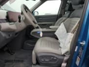 ✅ 2024 Kia EV9 Land • VIN: KNDADFS55R6044865 • Lot: 89005485. Wystawiony na Copart z przebiegiem 3 405 mil. Bezpłatny archiwum sprzedaży aukcyjnych z USA i szczegółowy raport historii pojazdu na DreamBid. Zdjęcie 7.