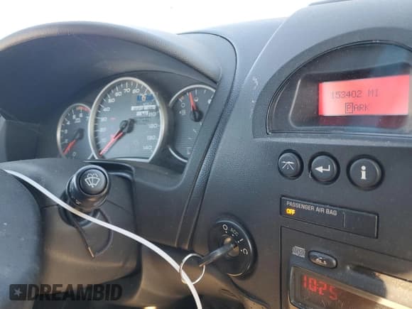 ✅ 2006 Pontiac Grand Prix • VIN: 2G2WP552261154580 • Lot: 82460505. Wystawiony na Copart z przebiegiem 153 402 mil. Bezpłatny archiwum sprzedaży aukcyjnych z USA i szczegółowy raport historii pojazdu na DreamBid. Zdjęcie 9.