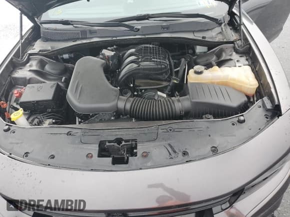 ✅ 2024 Dodge Charger Police • VIN: 2C3CDXKG3NH265085 • Lot: 90675415. Wystawiony na Copart z przebiegiem 34 303 mil. Bezpłatny archiwum sprzedaży aukcyjnych z USA i szczegółowy raport historii pojazdu na DreamBid. Zdjęcie 11.