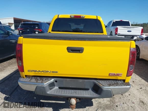 ✅ 2005 GMC Canyon 1SB SLE Z85 • VIN: 1GTCS136658145954 • Lot: 41769668. Listed on IAAI with 298,648 mi. Free auction sales archive from the USA and detailed vehicle history report at DreamBid. Image 17.