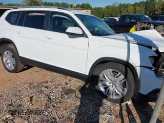 ✅ 2019 Volkswagen Atlas SE • VIN: 1V2WR2CA3KC562474 • Lot: 43355227. Wystawiony na IAAI z przebiegiem 27 736 mil. Bezpłatny archiwum sprzedaży aukcyjnych z USA i szczegółowy raport historii pojazdu na DreamBid. Zdjęcie 1.
