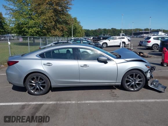 ✅ 2017 Mazda 6 Grand Touring • VIN: JM1GL1W53H1138202 • Lot: 43375644. Wystawiony na IAAI z przebiegiem 87 346 mil. Bezpłatny archiwum sprzedaży aukcyjnych z USA i szczegółowy raport historii pojazdu na DreamBid. Zdjęcie 13.