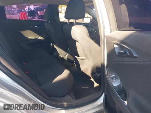 ✅ 2018 Chevrolet Malibu LT • VIN: 1G1ZD5ST0JF143540 • Лот: 43624964. Опубликован ранее на IAAI с пробегом 142 288 миль. Бесплатный доступ к архиву аукционных продаж из США и подробный отчёт об истории автомобиля на DreamBid. Изображение 8.