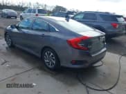 ✅ 2018 Honda Civic EX • VIN: 19XFC2F76JE022711 • Lot: 43590993. Wystawiony na IAAI z przebiegiem 92 226 mil. Bezpłatny archiwum sprzedaży aukcyjnych z USA i szczegółowy raport historii pojazdu na DreamBid. Zdjęcie 3.