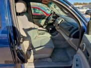 ✅ 2008 Toyota Tacoma • VIN: 5TEUU42N98Z523308 • Lot: 95582165. Listed on Copart with 244,988 mi. Free auction sales archive from the USA and detailed vehicle history report at DreamBid. Image 5.