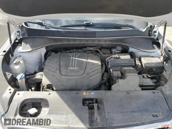 ✅ 2016 Kia Sorento SXL • VIN: 5XYPKDA55GG141130 • Lot: 90643455. Listed on Copart with 110,883 mi. Free auction sales archive from the USA and detailed vehicle history report at DreamBid. Image 12.