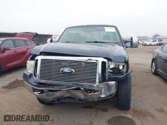 ✅ 2006 Ford F-250 XL • VIN: 1FTSW21P06EB23839 • Lot: 43537455. Wystawiony na IAAI z przebiegiem 168 694 mil. Bezpłatny archiwum sprzedaży aukcyjnych z USA i szczegółowy raport historii pojazdu na DreamBid. Zdjęcie 6.