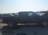 ✅ 2018 Chevrolet Silverado 1500 LT • VIN: 3GCPCREC3JG645106 • Lot: 42907605. Wystawiony na IAAI z przebiegiem 187 150 mil. Bezpłatny archiwum sprzedaży aukcyjnych z USA i szczegółowy raport historii pojazdu na DreamBid. Zdjęcie 13.