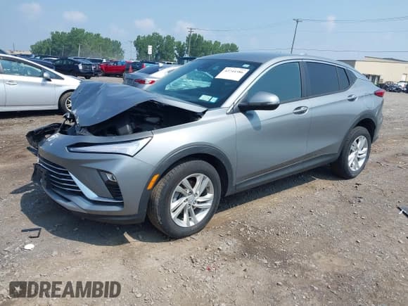 ✅ 2024 Buick Envista Preferred • VIN: KL47LAE23RB038436 • Lot: 42744386. Wystawiony na IAAI z przebiegiem 21 254 mil. Bezpłatny archiwum sprzedaży aukcyjnych z USA i szczegółowy raport historii pojazdu na DreamBid. Zdjęcie 17.