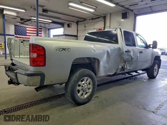 ✅ 2012 Chevrolet Silverado 2500HD LT • VIN: 1GC1KXCGXCF115514 • Лот: 94944095. Опубликован ранее на Copart с пробегом 106 731 миль. Бесплатный доступ к архиву аукционных продаж из США и подробный отчёт об истории автомобиля на DreamBid. Изображение 3.