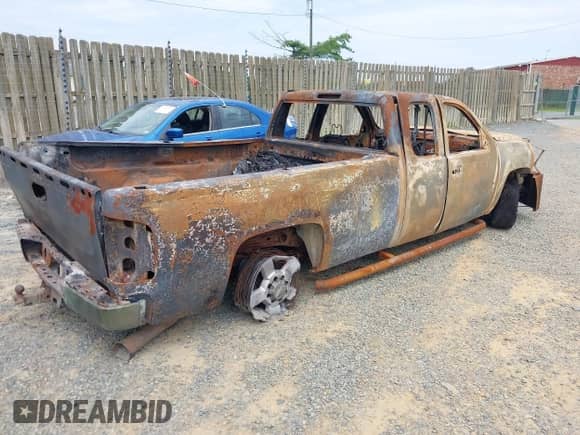 ✅ 2013 Chevrolet Silverado 2500HD Work Truck • VIN: 1GC2KVC84DZ310901 • Lot: 42755310. Wystawiony na IAAI z przebiegiem Nie podano. Bezpłatny archiwum sprzedaży aukcyjnych z USA i szczegółowy raport historii pojazdu na DreamBid. Zdjęcie 4.