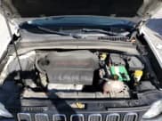 ✅ 2017 Jeep Renegade Latitude • VIN: ZACCJBBBXHPG39772 • Lot: 85734465. Wystawiony na Copart z przebiegiem 152 301 mil. Bezpłatny archiwum sprzedaży aukcyjnych z USA i szczegółowy raport historii pojazdu na DreamBid. Zdjęcie 12.