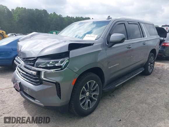 ✅ 2021 Chevrolet Suburban LT • VIN: 1GNSKCKD6MR400948 • Lot: 42625415. Wystawiony na IAAI z przebiegiem 92 589 mil. Bezpłatny archiwum sprzedaży aukcyjnych z USA i szczegółowy raport historii pojazdu na DreamBid. Zdjęcie 2.