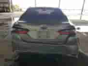 2022 Toyota Camry SE z VIN 4T1G11AK0NU621820, wystawiony jako Copart lot #86604205 z przebiegiem 101 107 mil mil oraz Szkoda całkowita • Salvage title. Historia ofert i sprzedaży dostępna na DreamBid. Obrazek 6.