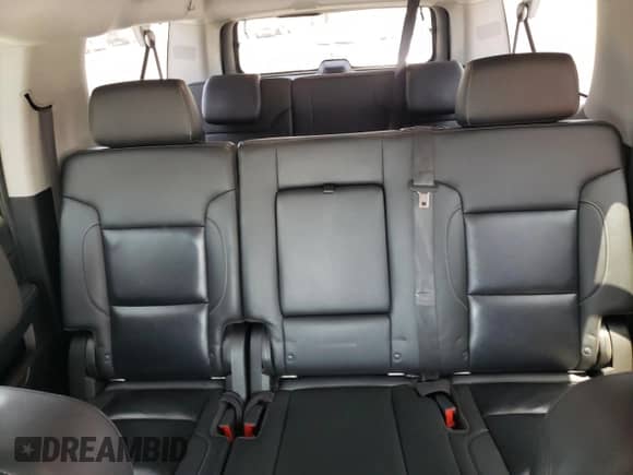 2019 Chevrolet Suburban LT with VIN 1GNSCHKCXKR207233, listed as a Copart auction lot 55410464 with 107,500 mi miles and Salvage title. Bid and sale history available at DreamBid. Image 10.