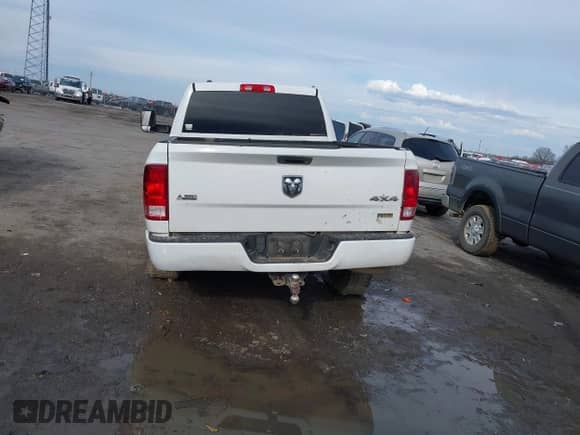 2016 Ram 1500 Express with VIN 1C6RR7FG5GS173304, listed as a IAAI auction lot 41318818 with 137,587 mi miles and . Bid and sale history available at DreamBid. Image 16.