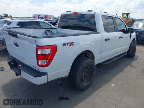 ✅ 2023 Ford F-150 XL • VIN: 1FTEW1CP6PKF27560 • Lot: 42594114. Listed on IAAI with 55,394 mi. Free auction sales archive from the USA and detailed vehicle history report at DreamBid. Image 4.