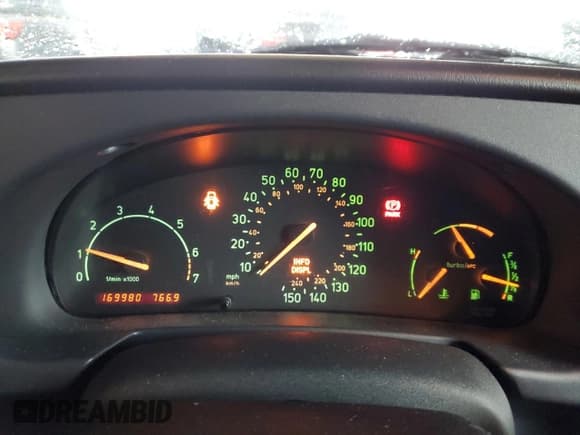 ✅ 1997 Saab 900 SE • VIN: YS3DF35N6V2052503 • Lot: 84914574. Listed on Copart with 169,980 mi. Free auction sales archive from the USA and detailed vehicle history report at DreamBid. Image 9.