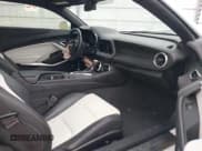 ✅ 2017 Chevrolet Camaro 2LT • VIN: 1G1FD1RSXH0180911 • Lot: 43771542. Listed on IAAI with 97,818 mi. Free auction sales archive from the USA and detailed vehicle history report at DreamBid. Image 5.