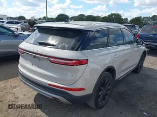 ✅ 2022 Lincoln Corsair Standard • VIN: 5LMCJ1C95NUL28808 • Lot: 43292659. Wystawiony na IAAI z przebiegiem 54 238 mil. Bezpłatny archiwum sprzedaży aukcyjnych z USA i szczegółowy raport historii pojazdu na DreamBid. Zdjęcie 4.