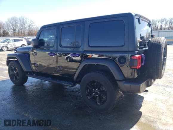 ✅ 2022 Jeep Wrangler Unlimited Sport S • VIN: 1C4HJXDG7NW158369 • Lot: 46254675. Listed on Copart with 33,176 mi. Free auction sales archive from the USA and detailed vehicle history report at DreamBid. Image 2.