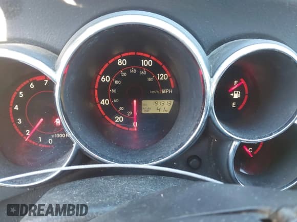 ✅ 2004 Toyota Matrix XR • VIN: 2T1KR32E84C166156 • Lot: 43538014. Listed on IAAI with 191,313 mi. Free auction sales archive from the USA and detailed vehicle history report at DreamBid. Image 7.