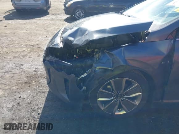 ✅ 2018 Hyundai Ioniq Limited • VIN: KMHC05LC0JU083970 • Lot: 40954180. Wystawiony na IAAI z przebiegiem 110 408 mil. Bezpłatny archiwum sprzedaży aukcyjnych z USA i szczegółowy raport historii pojazdu na DreamBid. Zdjęcie 6.