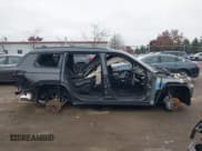 ✅ 2025 Jeep Grand Cherokee Limited • VIN: 1C4RJKBG0S8665155 • Lot: 43650768. Wystawiony na IAAI z przebiegiem Nie podano. Bezpłatny archiwum sprzedaży aukcyjnych z USA i szczegółowy raport historii pojazdu na DreamBid. Zdjęcie 13.