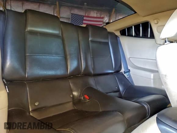 ✅ 2005 Ford Mustang Deluxe • VIN: 1ZVFT80N455167349 • Lot: 95136415. Listed on Copart with 189,573 mi. Free auction sales archive from the USA and detailed vehicle history report at DreamBid. Image 10.