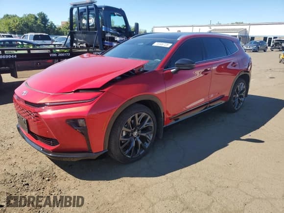 ✅ 2025 Toyota Crown XLE • VIN: JTDACAAJ4S3002148 • Lot: 70346725. Listed on Copart with 15,534 mi. Free auction sales archive from the USA and detailed vehicle history report at DreamBid. Image 1.