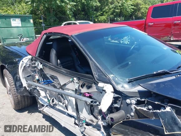 ✅ 2004 Chevrolet Corvette • VIN: 1G1YY32G745127918 • Лот: 42543099. Опубликован ранее на IAAI с пробегом 48 241 миль. Бесплатный доступ к архиву аукционных продаж из США и подробный отчёт об истории автомобиля на DreamBid. Изображение 13.