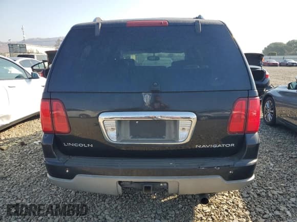 ✅ 2004 Lincoln Navigator Luxury • VIN: 5LMFU28R04LJ31634 • Lot: 81813185. Listed on Copart with 157,397 mi. Free auction sales archive from the USA and detailed vehicle history report at DreamBid. Image 6.